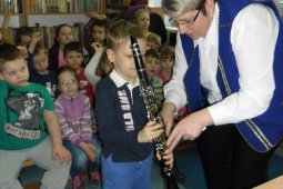 Czytanie dzieciom przedszkolnym - Zbuntowana orkiestra - czyt. J. Styl_16