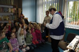 Czytanie dzieciom przedszkolnym - Zbuntowana orkiestra - czyt. J. Styl_19