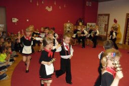 Czytanie dzieciom z Przedszkola - Prezes Chóru Spójnia - Iwona Fojcik_10