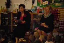 Czytanie dzieciom z Przedszkola - Prezes Chóru Spójnia - Iwona Fojcik_3