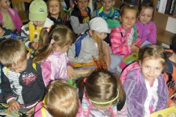 Przedszkolaki w bibliotece - lekcja biblioteczna