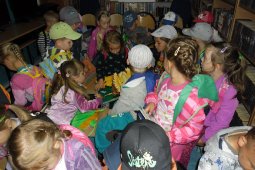 Przedszkolaki w bibliotece - lekcja biblioteczna_4